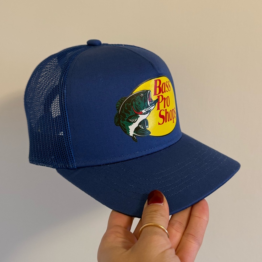 Never worn bass pro shop blue hat!